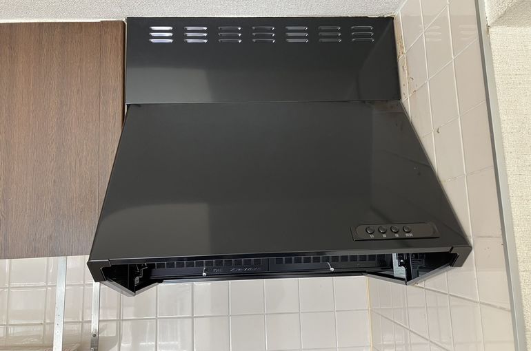 キッチンのレンジフード交換‐埼玉県越谷市千間台西