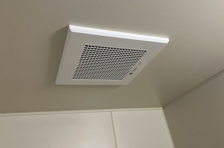 浴室換気扇の交換-埼玉県朝霞市根岸台